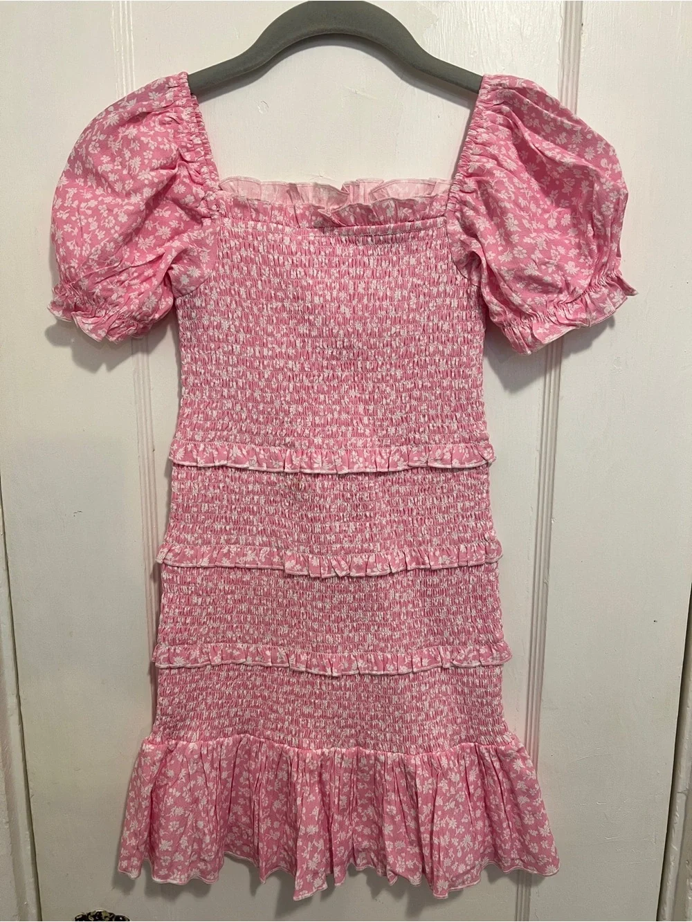 KATIE J NYC Girls' Laila Puff Sleeve Tiered Smocked Dress Pink and White Tween